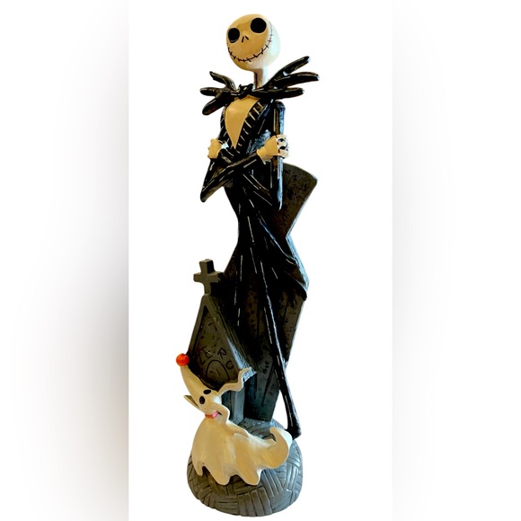 Disney, Jack Skellington with his Dog Zero Figurine 12” - Picture 2 of 7